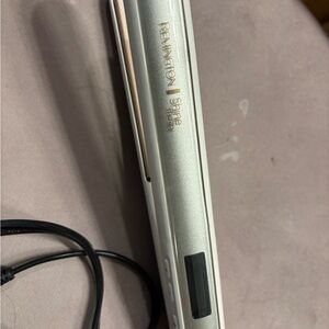 Remington Silver Hair Straightener